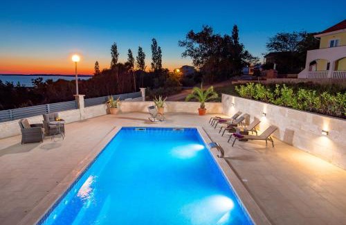 Rtina Villa | Vila Sole