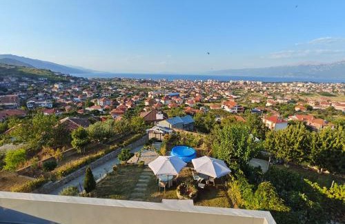 Pogradec House | Vila Topalli