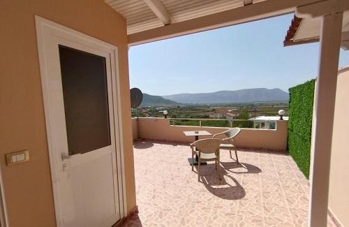 Delvine Apartment | Vila Xheka