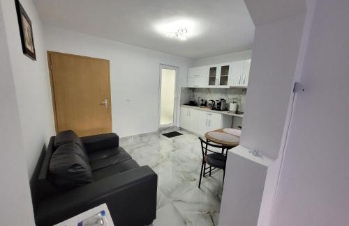 Pucioasa House | Vila ZENARA