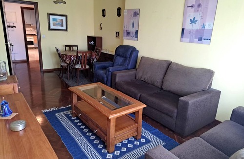 Vilagarcia de Arousa Condo | Vilagarcia De Arousa: Apartment near beach, family friendly seaside and well connected to Santiago de Compostela