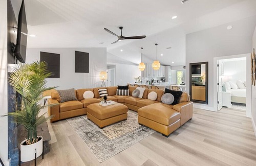 Vilano Beach House | Vilano Rose Slps 24, 6Bds/5 Bths, Pool, Wlk to Beach, Golf, Pets, Hot Tub