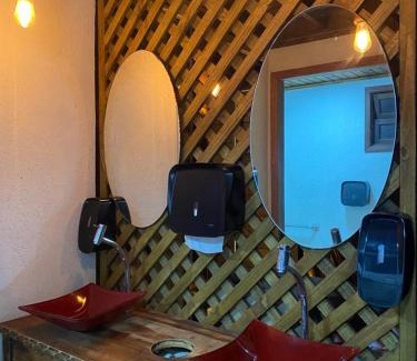 Paranagua House | Vilarejo Hospedagem