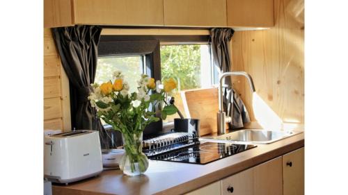 Great Horkesley House | Vilasini Hut by Tiny Away