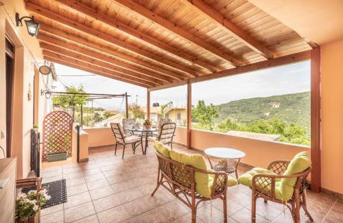 Topolia House | Vilkas Home
