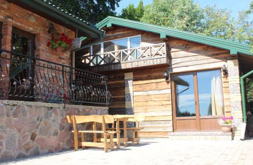 Plunge House | Vilkdvaris