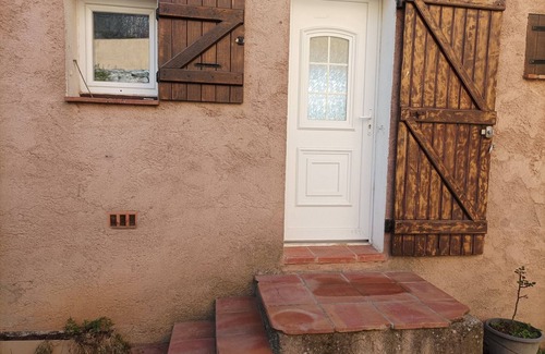 Saint-Julien House | Village house in a pretty little hamlet