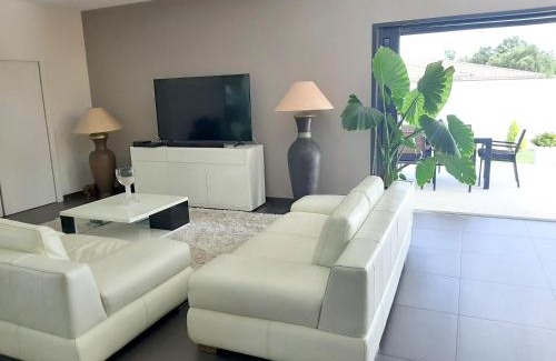 Porto-Vecchio Villa | Villa élégante à Porto-Vecchio avec piscine privée