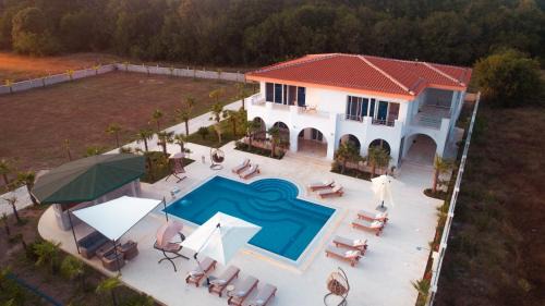 Ulcinj Bed & Breakfast | Villa 100 Palme