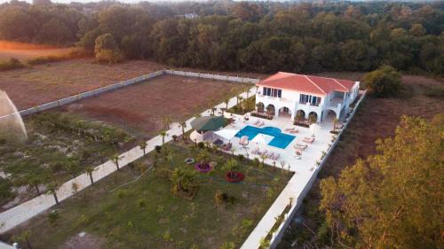 Ulcinj Bed & Breakfast | Villa 100 Palme