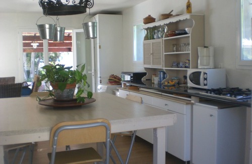 Giens Villa | Villa 130 m2, pool and terrace, facing the sea, on 1300m2 of wooded grounds.