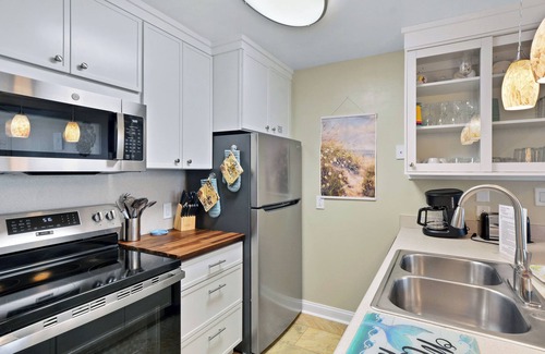Jekyll Island Condo | Villa 131 - Almost Afloat