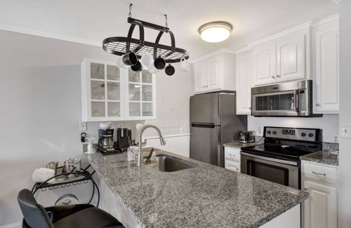 Jekyll Island Condo | Villa 132 - Drift On Down