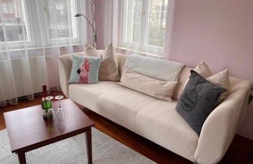 Zentrum-Nord Apartment | Villa 18 Boutique Apartment mit Gartenblick kostenfreies Parken Zoo und Zentrum fußläufig