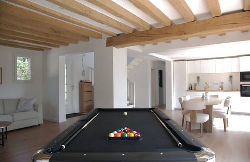 Egriselles-le-Bocage Villa | Villa 1h15 from Paris, with swimming pool, Spa & Sauna