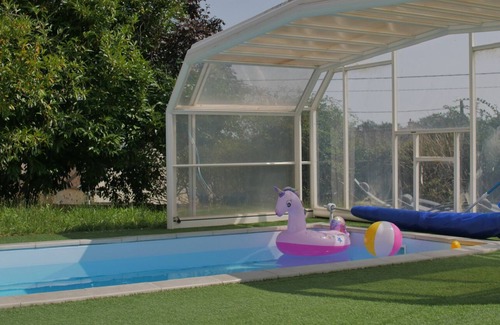 Egriselles-le-Bocage Villa | Villa 1h15 from Paris, with swimming pool, Spa & Sauna