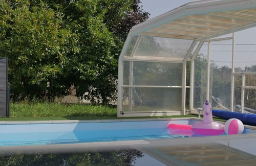 Egriselles-le-Bocage Villa | Villa 1h15 from Paris, with swimming pool, Spa & Sauna