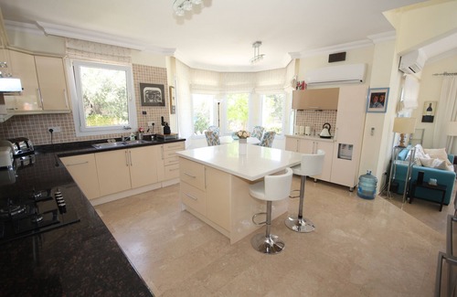 Karsiyaka Villa | Villa 21 Luxury Villa including a fabulous outdoor kitchen & pool, Beach 5 mins