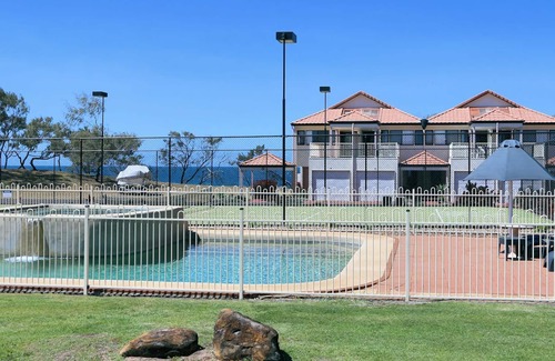 Coral Cove Villa | Villa 25 Coral Cove Resort