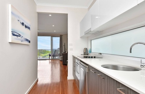 Caves Beach Villa | Villa 27 at Caves Beach Villas