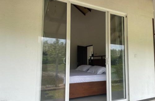 Gampaha Hotel | Villa 28 - Kadawatha