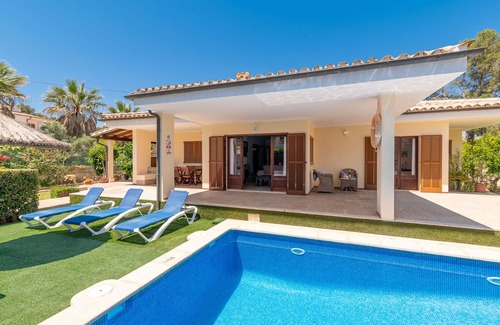 Urbanitzacio Gotmar Villa | Villa 3 bedrooms, with private pool and barbecue, Puerto Pollensa