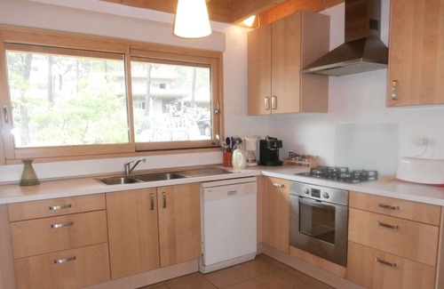 Carcans Plage Villa | VILLA 300m FROM THE OCEAN, CLOSE TO MAUBUISSON LAKE, FACING THE FOREST