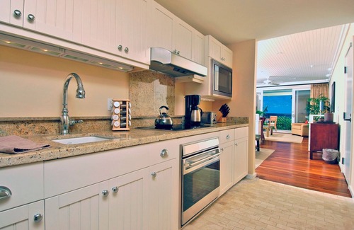 Kahuku Apartment | Villa 302: Fall REDUCED 50%! King bed! Penthouse Lvl Ocean View Turtle Bay