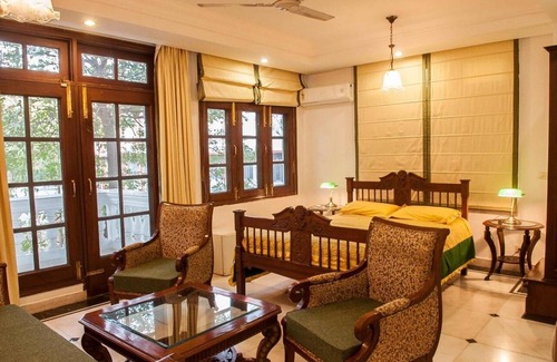 Hauz Khas Bed & Breakfast | VILLA 33 Bed & Breakfast