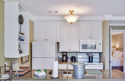 Jekyll Island Condo | Villa 376 - Driftwood Cottage