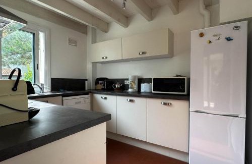 La Palmyre House | Villa 4 Pièces, 3 Chambres, Animaux Acceptés, Parking, WiFi, Proche Mer - FR-1-705-92