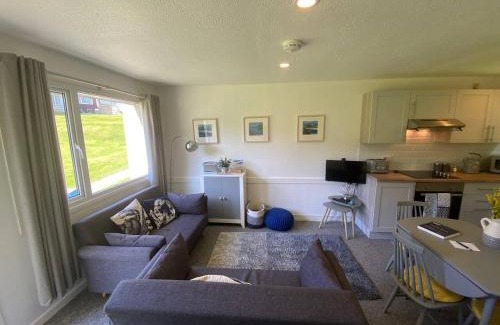 St Teath Ski Chalet | Villa 49 Lanteglos Hotel, 2 bedroom sleeps 4