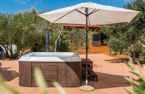 Tribunj Villa | Villa ∙ 5 bedrooms ∙ 11 guests