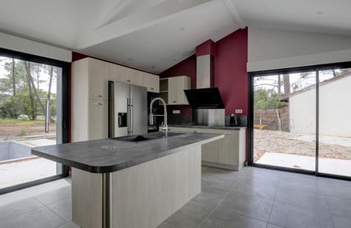 Biscarrosse Plage House | Villa 5 chambres à Biscarrosse avec piscine chauffée, wifi, proche océan - FR-1-521-18
