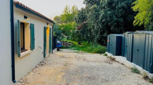 Saint-Maximin House | Villa 6 pers - grande terrasse & piscine privée