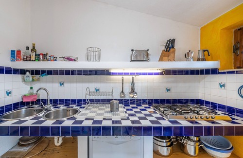 Muravera Villa | Villa 6 sleeps 80 metres from sandy beach + private pool, WIFI and AC