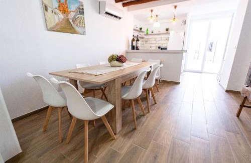 Olvera House | Villa 68 by Villamya