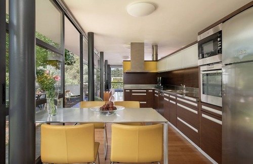 Perivolia Villa | Villa 7 - Design Villa near town with Heated pool