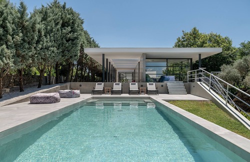 Perivolia Villa | Villa 7 - Design Villa near town with Heated pool