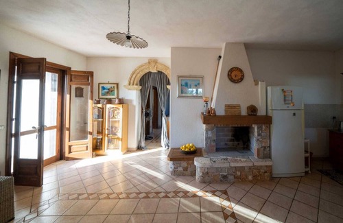 Marina San Gregorio Villa | villa 700 meters from the sea