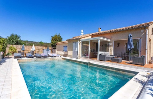Argeliers Villa | villa 8 people with private pool