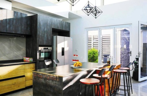 Nadi Villa | Villa 85 - Riverfront Luxury 7 Bedroom Villa