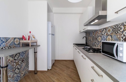 Santa Maria del Focallo Villa | Villa "Asia Frontemare" close to the Beach with Garden & Wi-Fi
