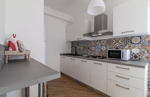 Santa Maria del Focallo Villa | Villa "Asia Frontemare" close to the Beach with Garden & Wi-Fi
