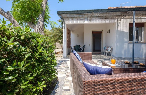 Torre Castiglione Villa | Villa 'A Punta Prosciutto' with Sea View, Wi-Fi and Air Conditioning