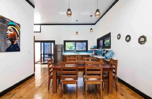 Antoneys Cay House | Villa Acacia- private swimming pool