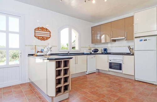 El Beal Villa | Villa Acomari 19 - Five Bedroom Villa, Sleeps 10