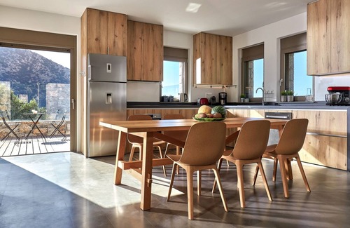 Vrachasi Villa | Villa Adagio | 5 Bedroom Villa with Eco Friendly Heated Pool