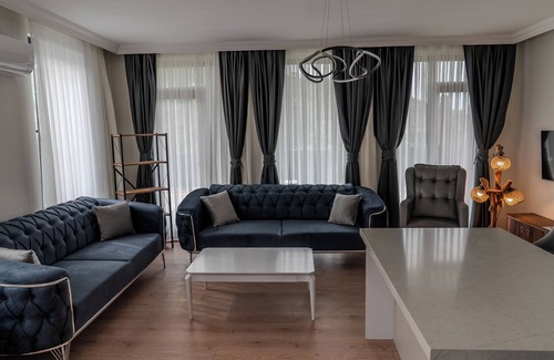 Sogut Villa | Villa ADAnmarmaris lüks özel havuzlu villa, 6 kişilik konaklama, doğanın içind