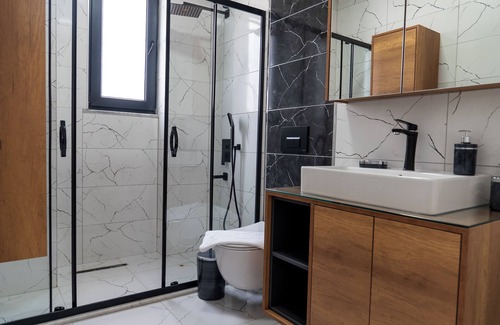 Sogut Villa | Villa ADAnmarmaris lüks özel havuzlu villa, 6 kişilik konaklama, doğanın içind